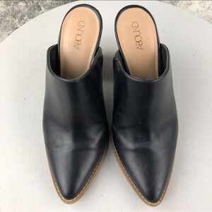 Abound Women's Black Leather Mules. Size 9